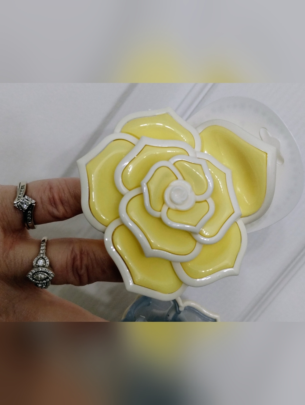 Camellia Hair Clips Set Of 3 - Picture 8 of 16
